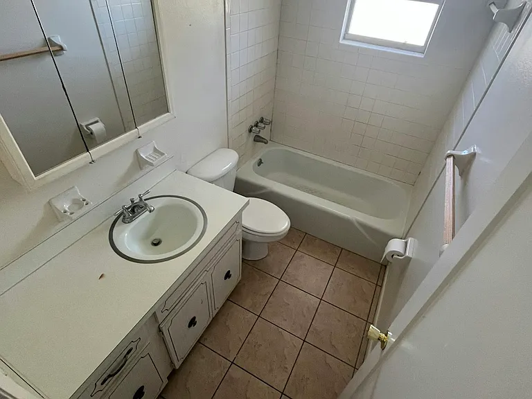 1240 Josephine St — Photo 6