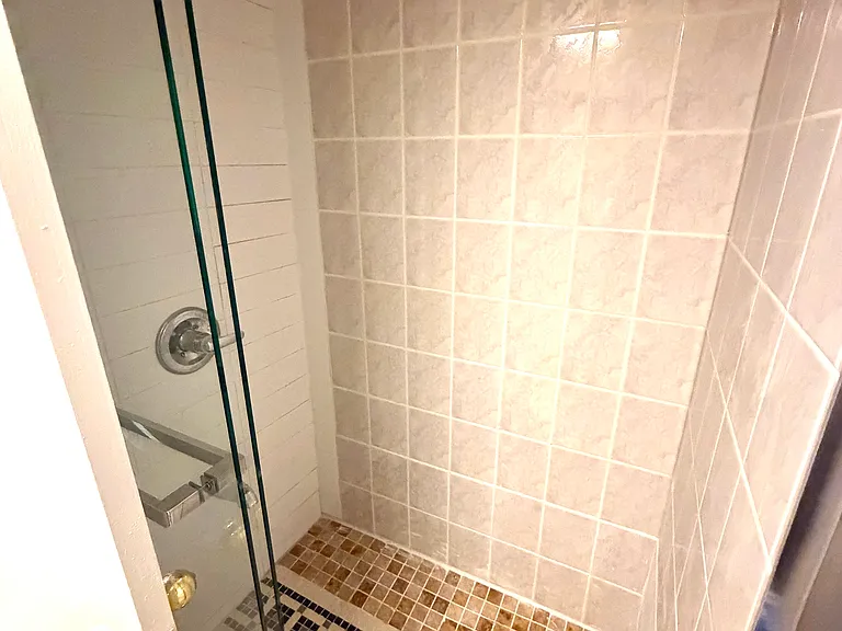 14935 21st Ave #1 — Photo 8