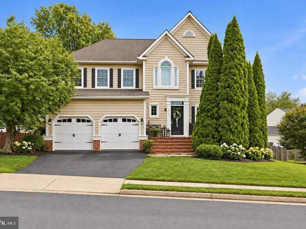 6513 Wheat Mill Way, Centreville, VA 20121