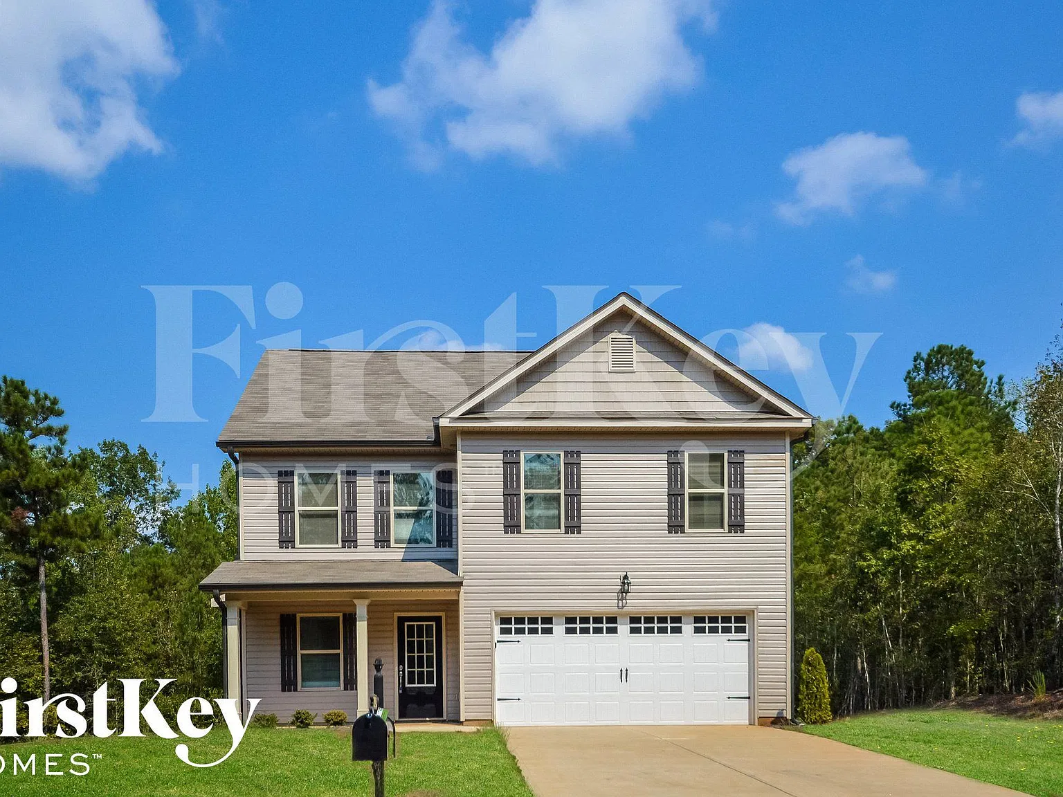 4 bed, 2.5 bath, 1950 sqft, $2,070 — Photo 1