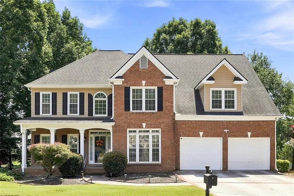 4 bed, 3.5 bath, 3670 sqft, $3,800 — Photo 1