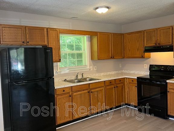 3rd image of 1409 Randolph Ave