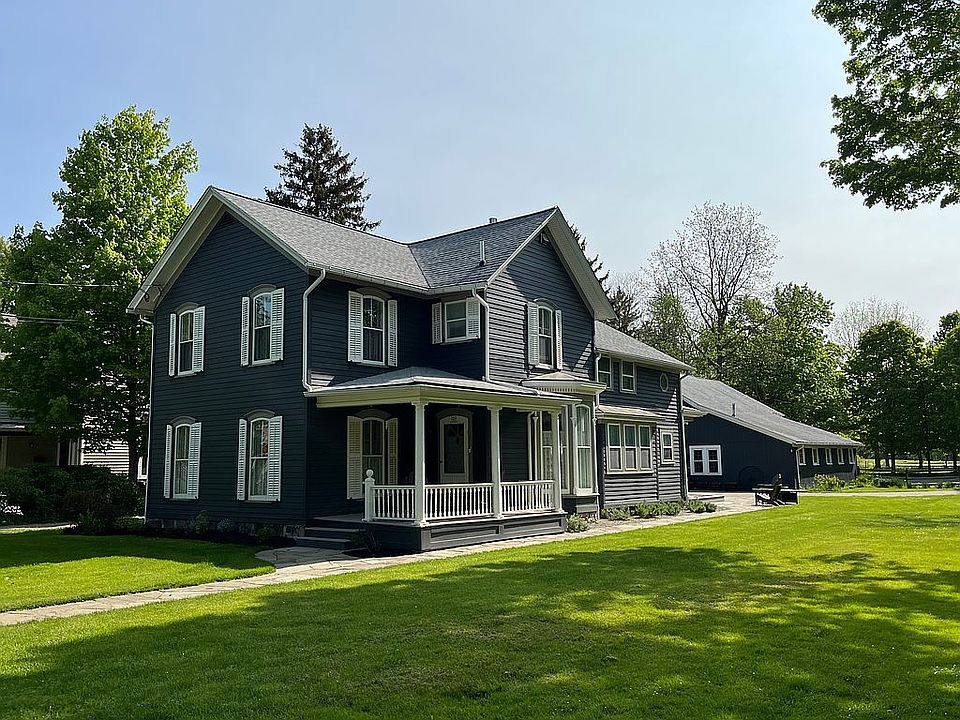 1st image of 120 Pine St