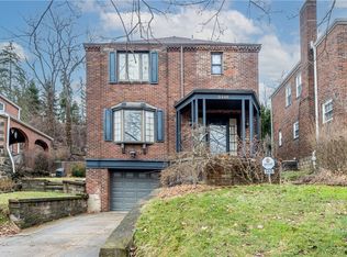 5449 Pocusset St, Pittsburgh, PA