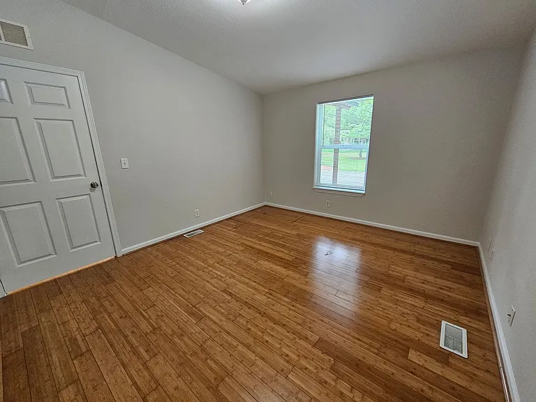 15820 SE 128th St — Photo 29