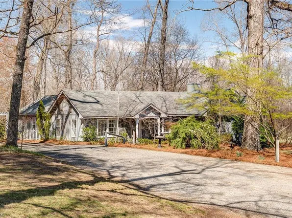 5343 Shoffner Rd, Mc Leansville, NC 27301