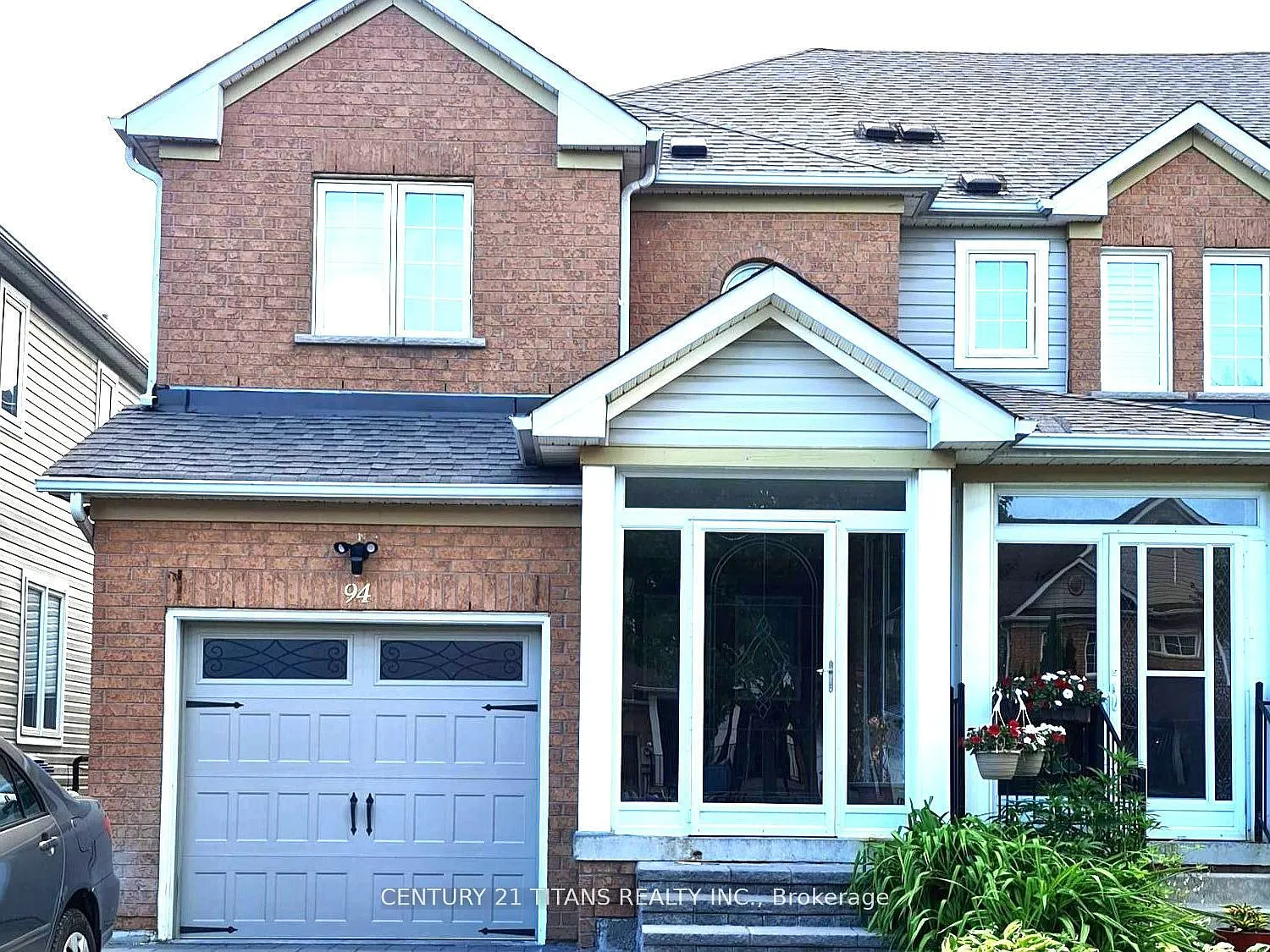3 bed, $2,800 — Photo 1