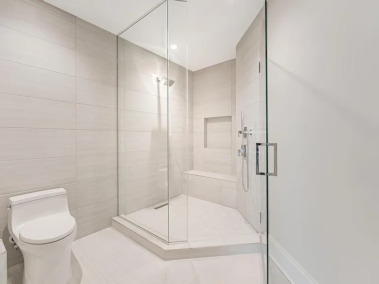 7887 Jones Branch Dr #1002 — Photo 17