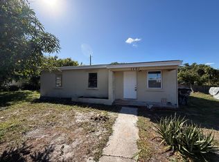1101 14th Ct S, Lake Worth, FL 33460