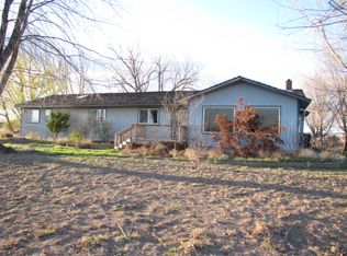 124902 W Heck Rd, Prosser, WA 99350