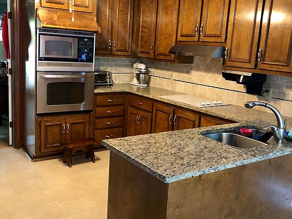 5th image of 509 Keeler Woods Dr