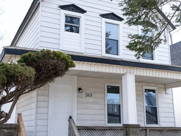 263 Tuscarora St #2, Windsor, ON N9A 3L6