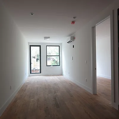 Rented by Nooklyn NYC LLC | media 36