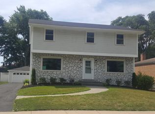 1007 E 153rd St, South Holland, IL