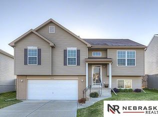 7839 N 144th Ave, Bennington, NE 68007