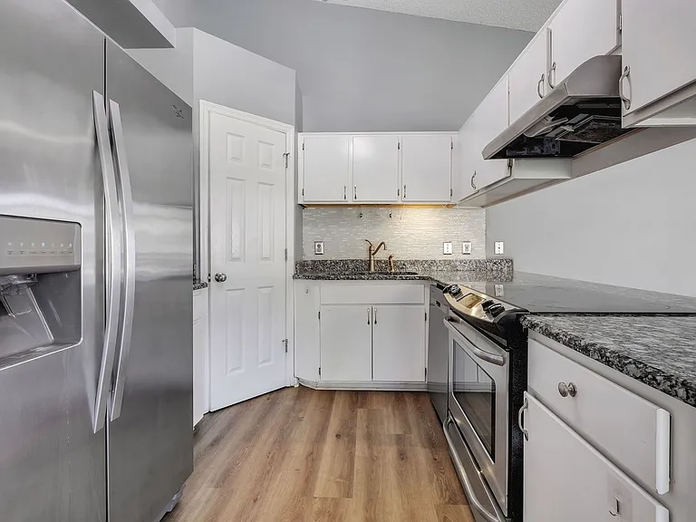 2432 Needle Palm Way — Photo 9