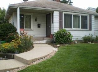 2135 McArthur, Evanston, IL