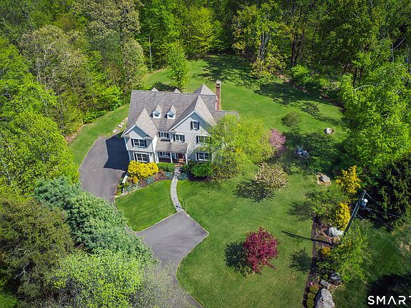 3rd image of 120 Limestone Road