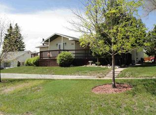 726 Sheridan St, Potter, NE 69156
