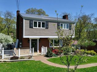 209 Chapel Ridge Dr, Glenshaw, PA 15116