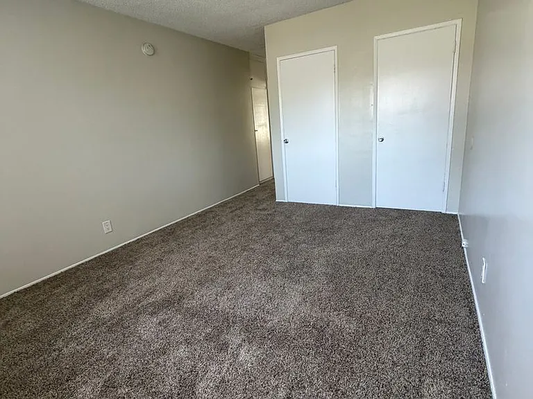 Stone Gate Apartments — Photo 72