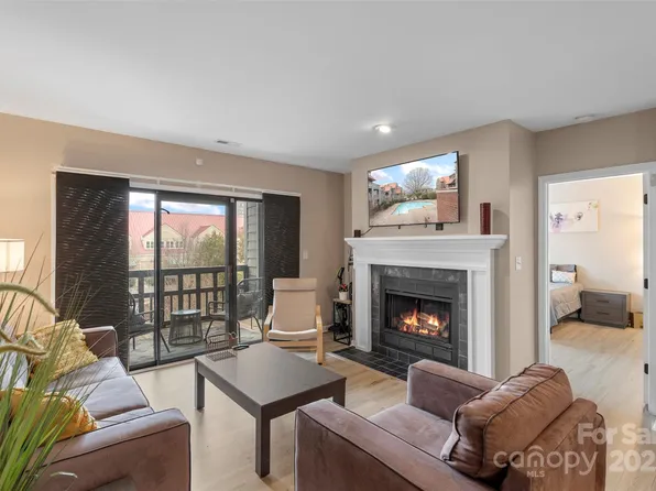 9029 J M Keynes Dr Unit 63, Charlotte, NC 28262