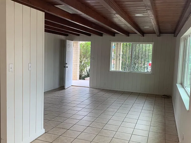 650 N Erin Ave — Photo 9