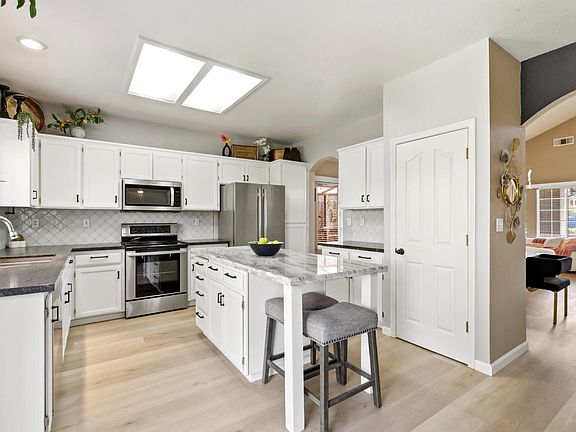 5th image of 4208 Marabella Ct