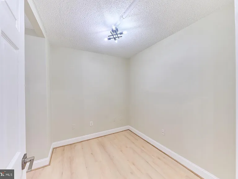 3705 George Mason Dr #2102S — Photo 31
