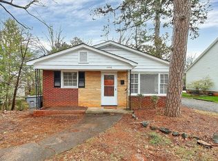1436 Chippendale Rd, Charlotte, NC 28205