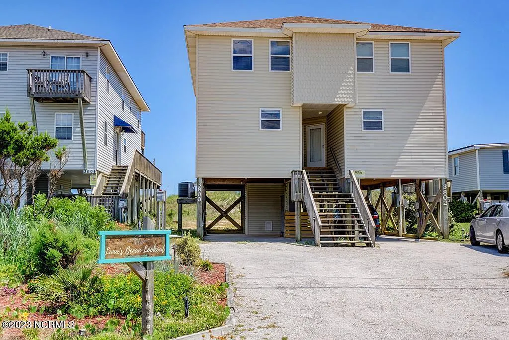 3 bed, 2.5 bath, 1094 sqft, $3,000 — Photo 1