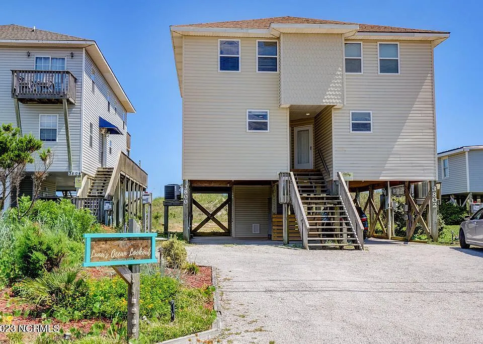 3800 Island Dr