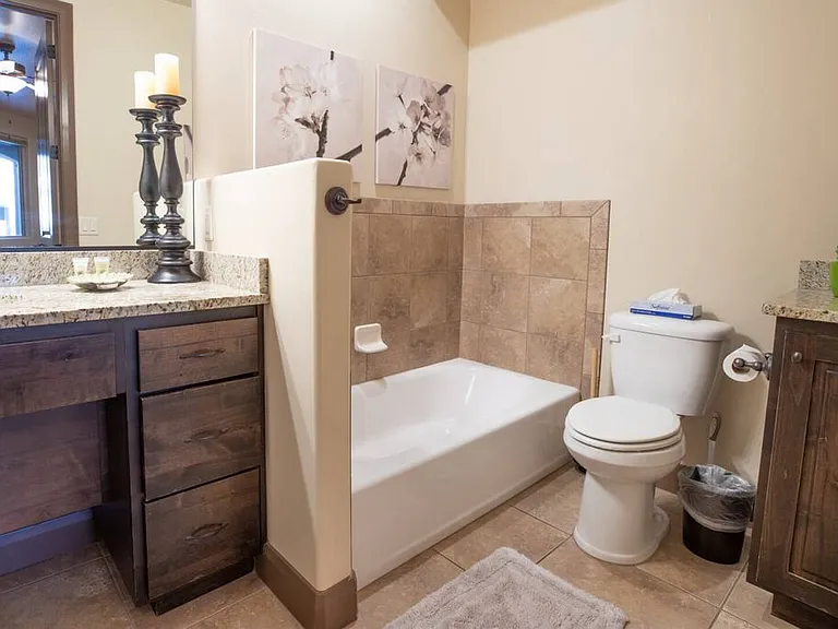E Torrey Pines Dr — Photo 13