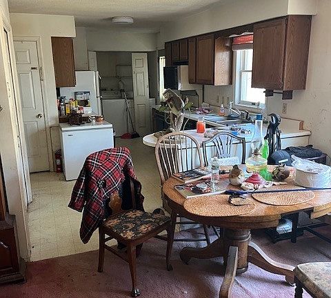 2nd image of 774 Murdock Avenue