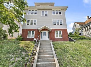 2016 Kinzie Ave, Racine, WI 53405