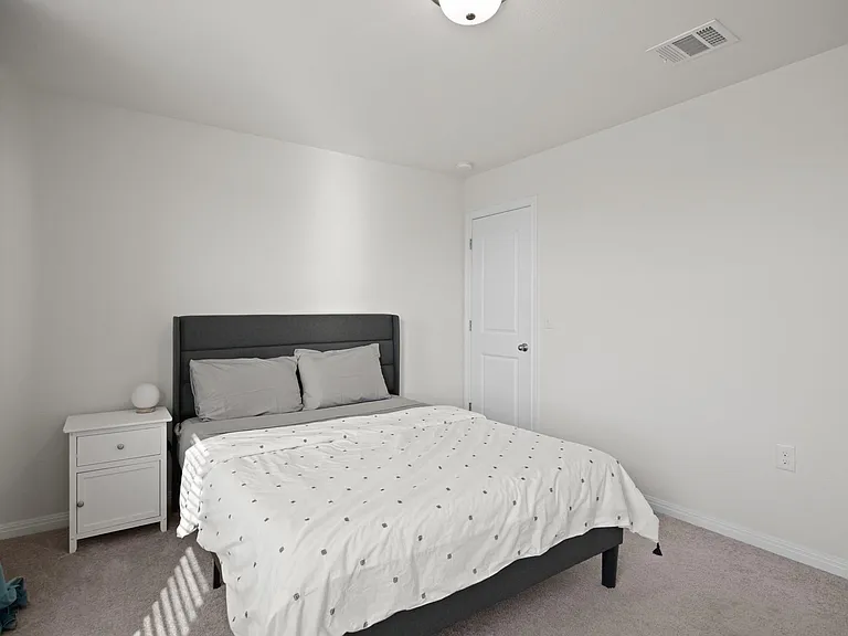 13005 Foreston Dr — Photo 25