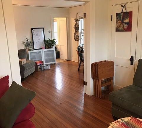 2nd image of 374 Grovers Ave