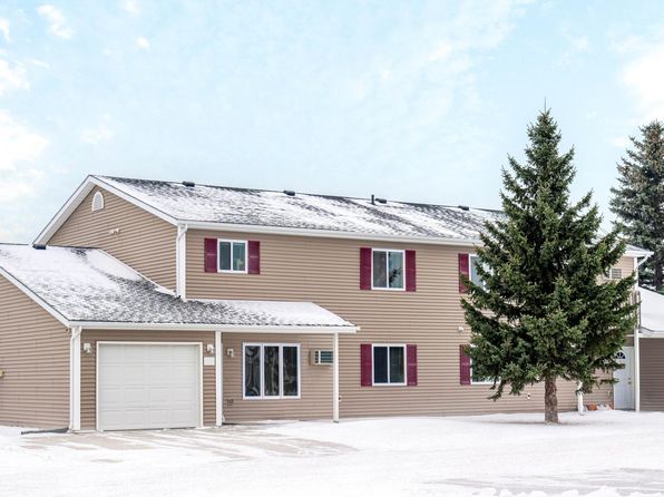 1609 Aspen Dr NE
