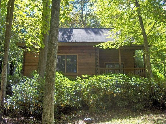 2nd image of 159 Rock Ledge Ln