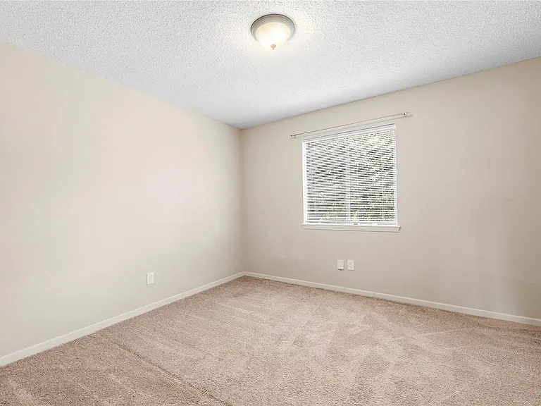 21431 Park Bend Dr — Photo 22