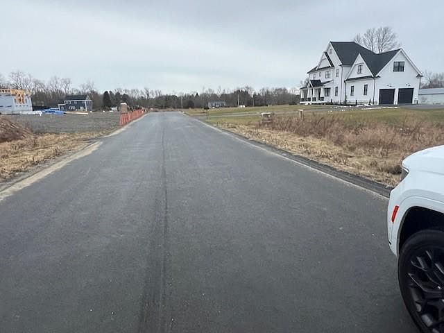 2nd image of 5 Veader Farm Rd