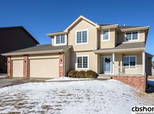 17528 Jefferson St, Omaha, NE 68135