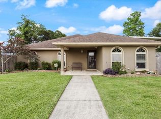 2205 Valmar St, Meraux, LA 70075