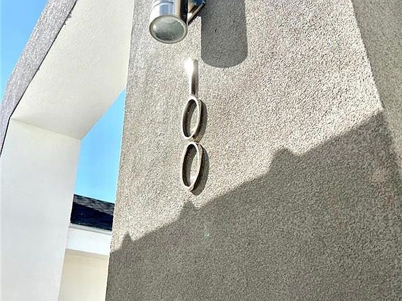 2nd image of 100 Lauryn Dr #4