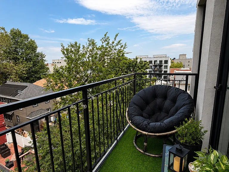 1538 Brooklyn Ave #4C — Photo 9