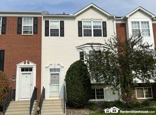 1405 Coneflower Ln, Shakopee, MN 55379