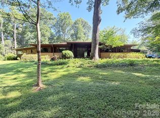 800 W 7th St, Newton, NC 28658