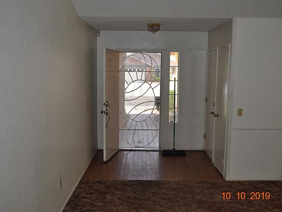 4th image of 15361 Kern Ave