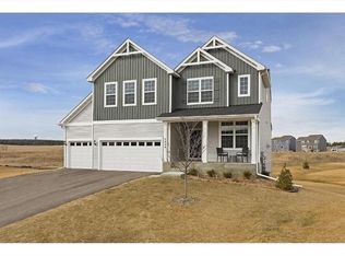 5424 Southridge Cir, Woodbury, MN 55129