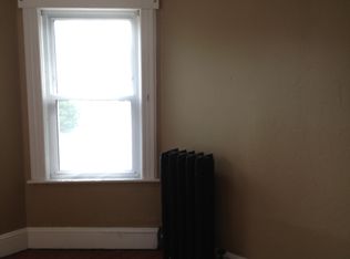 47 Perry St, New London, CT 06320